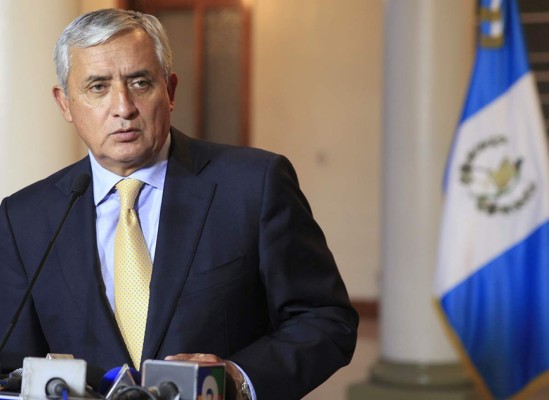 Crean comisión para analizar si quitan inmunidad a presidente Otto Pérez