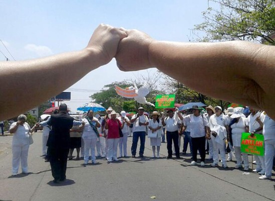 Honduras: Sin enfermeras quedaría jornada de vacunación