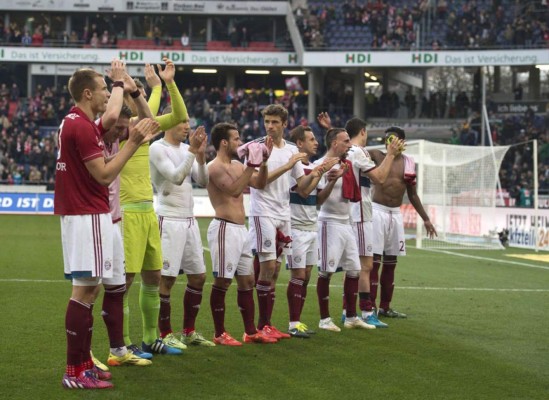 Bayern derrota al Wolfsburgo y se acerca a un nuevo título