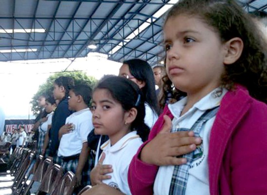 Inicia año escolar 2014-2015 en instituciones bilingües de Honduras
