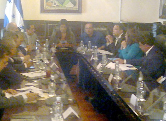 CN socializa Ley de Protección a Periodistas con directores de medios