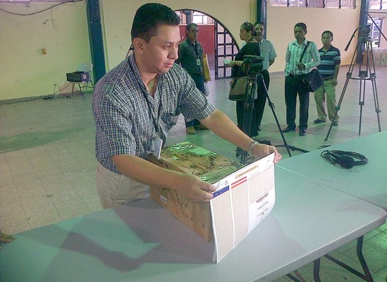 Listas papeletas para elecciones en San Luis
