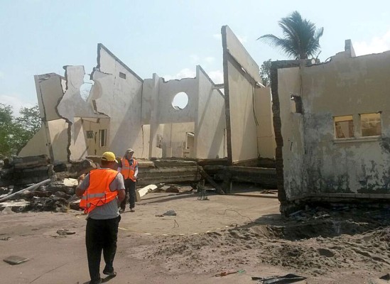 Honduras: Declararán inhabitables zonas más afectadas por marejadas