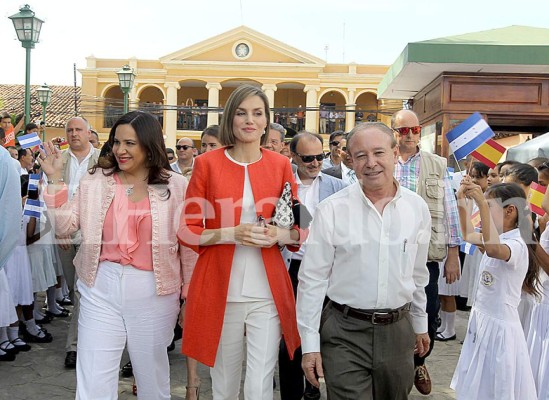 Reina Letizia de España realiza un recorrido por Comayagua