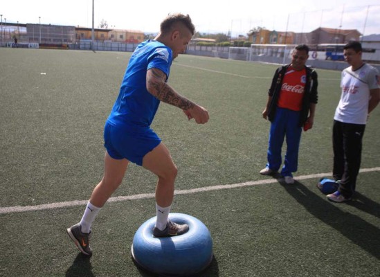 Mario Leguizamón regresa a los entrenamientos del Olimpia