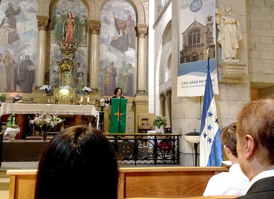 Hondureños en Francia celebraron Independencia