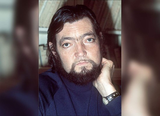Argentina recuerda los 100 años de Julio Cortázar