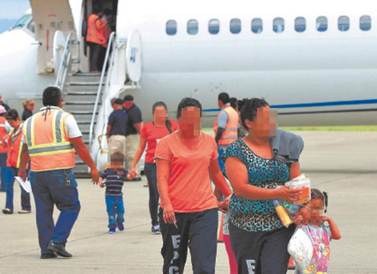 57,602 hondureños aguardan decisión de un juez en EE UU