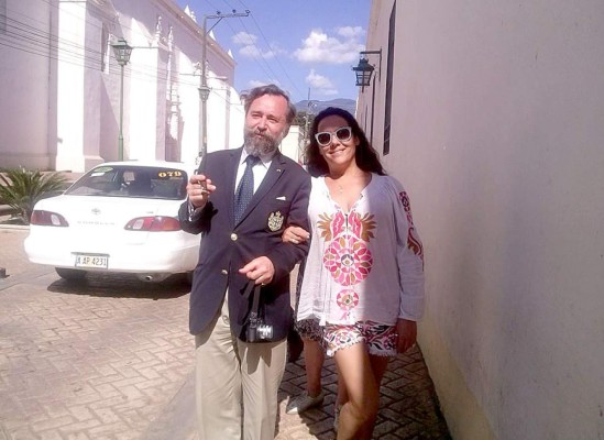 Princesa francesa se va de Honduras, pero volvería 'mañana'