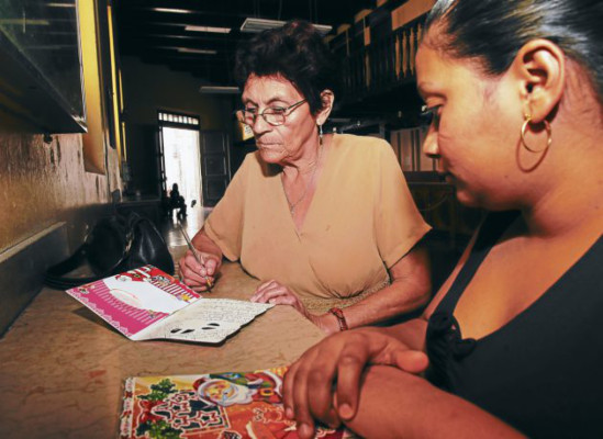 Tarjetas y cartas para los que están lejos