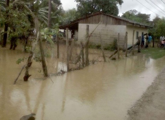 Daños por lluvias en oriente de Honduras