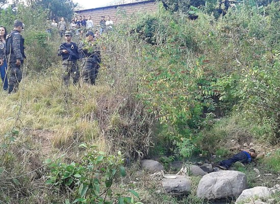 Hallan cadáver flotando en quebrada de Comayagüela