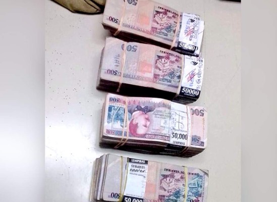 Detienen a alcalde hondureño con L 900 mil