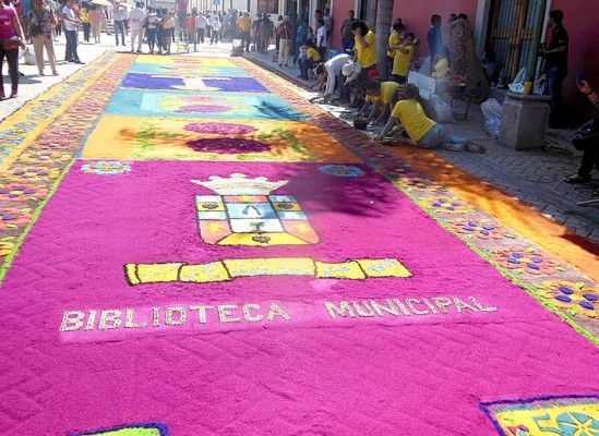 Un recorrido de fe y color en Comayagua