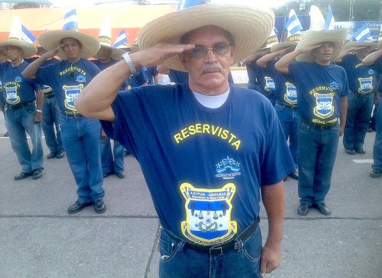 Cañonazos marcan inicio de festejos en Honduras