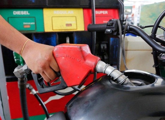 Gasolinas siguen a la baja la próxima semana en el país