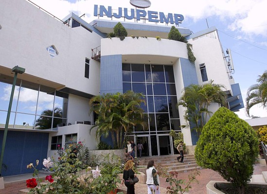 Se entrega acusado por fraude contra Injupemp