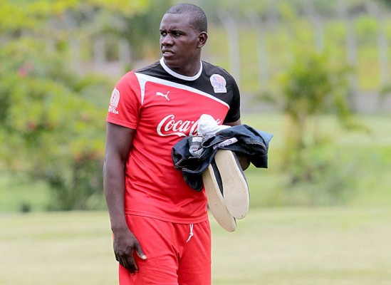 Olimpia no contratará a Quiárol Arzú por sobrepeso