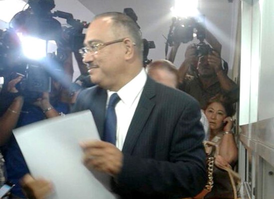 Presentan primera querella contra Salvador Nasralla