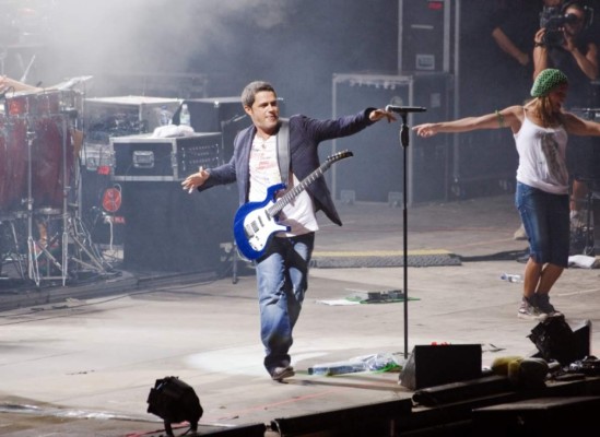 El Grammy Latino, a los pies de Alejandro Sanz