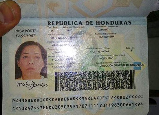 Detienen a mujer con $50 mil en Toncontín