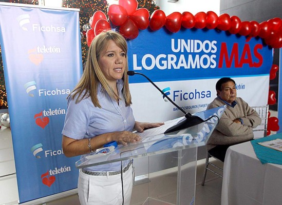 Lanzan brazalete para apoyar la Teletón