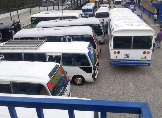 Decomisan 25 'rapiditos' sin documentación