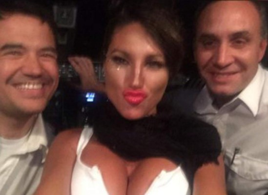 'Fui una pilota más', dijo la vedette que desató escándalo por manejar un avión