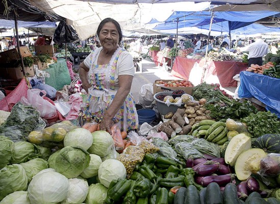 Entre las sombras del olvido, mujer campesina conmemora su día &nbsp;&nbsp;