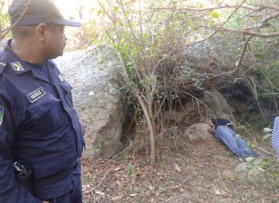 Honduras: Muerto aparece cobrador de bus