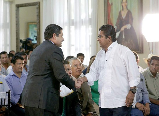 'Indignados' están siendo utilizados, dice el Presidente de Honduras