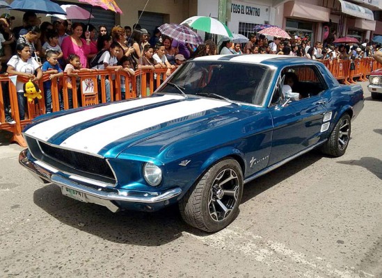 Derroche de belleza y colorido en Siguatepeque