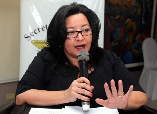 Batres evade hablar de las 168 licitaciones