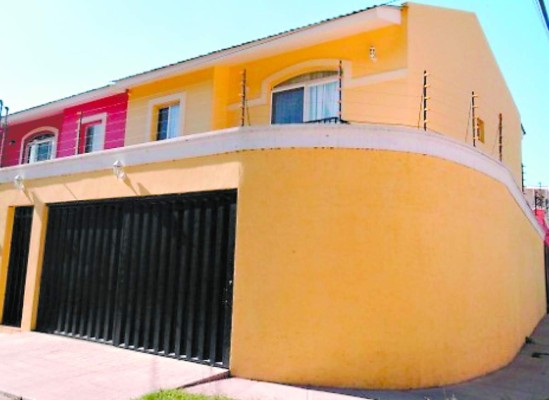 A 10 millones asciende fortuna de prima de Mario Zelaya