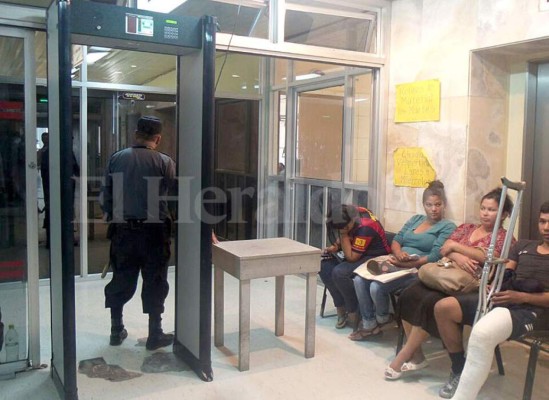 Seis pasos para pedir un permiso especial en el Hospital Escuela Universitario (HEU)