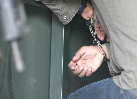 Se entregan nueve agentes TIGRES vinculados a hurto a los Valle Valle