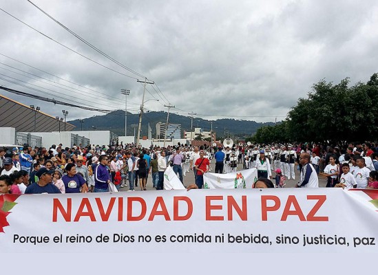 Marcha por una Navidad en Paz se realizó en la capital de Honduras