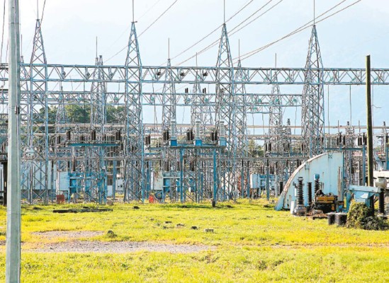 ENEE se ahorrará L 3,500 millones en compra de energía