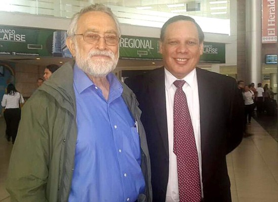 En Honduras, Sir Salvador Moncada