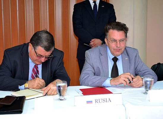 Honduras fortalece lazos con Rusia