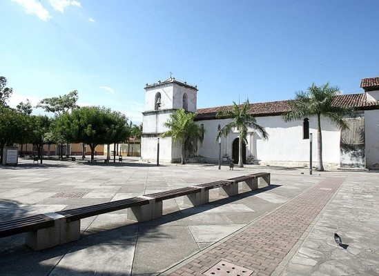 Un recorrido de fe y color en Comayagua