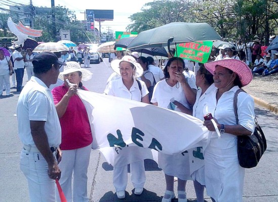 Honduras: Sin enfermeras quedaría jornada de vacunación