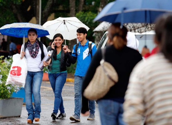 Pronostican lluvias este fin de semana en la capital
