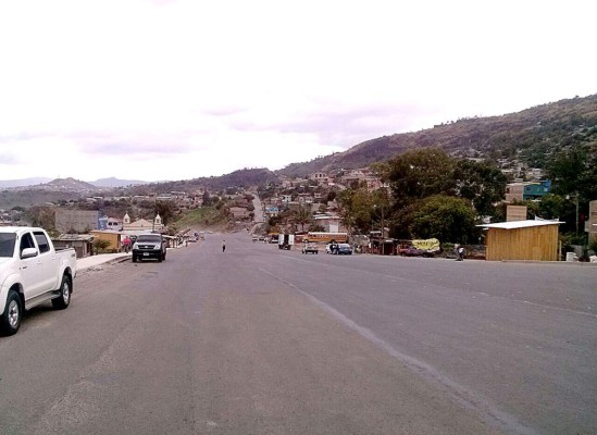 Anuncian iluminación en tramo del anillo periférico