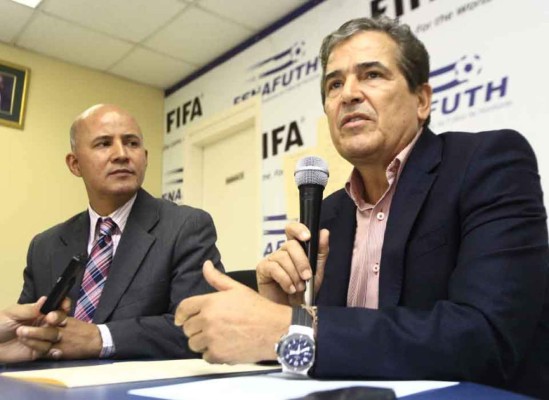 Pinto anuncia convocados para el microciclo en Comayagua