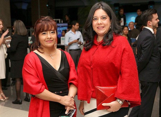 Galardonan a mujeres que enaltecen a Honduras