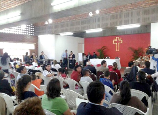 Honduras: Voluntarios inician recolecta para la Teletón 2014