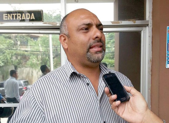 Sigue desfile de exfuncionarios ante MP