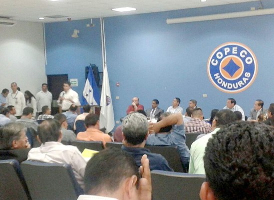 Priorizan entrega de alimentos a 28 municipios afectados por sequía