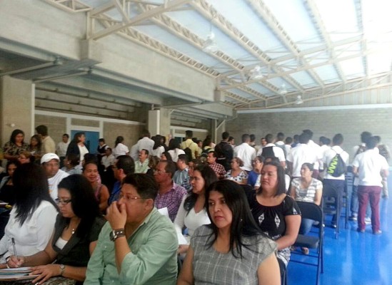 Estudiantes abandonan diálogo con Educación y anuncian protestas